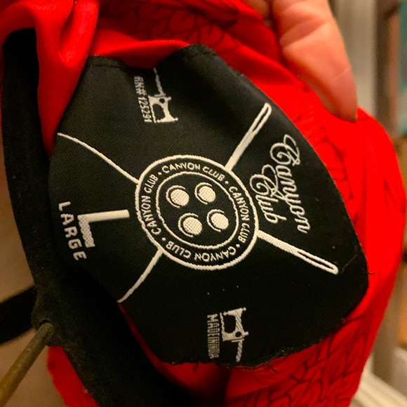 Red Short Shirt- L - Picture 6 of 8